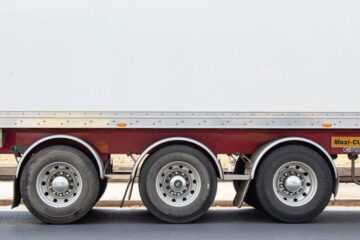 Comment choisir le bon cric de remorque utilitaire